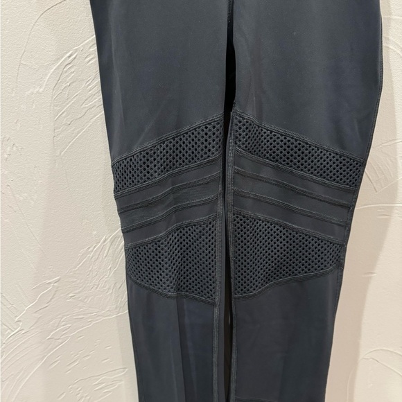 Wunder under high rise leggings with mesh - Picture 2 of 7